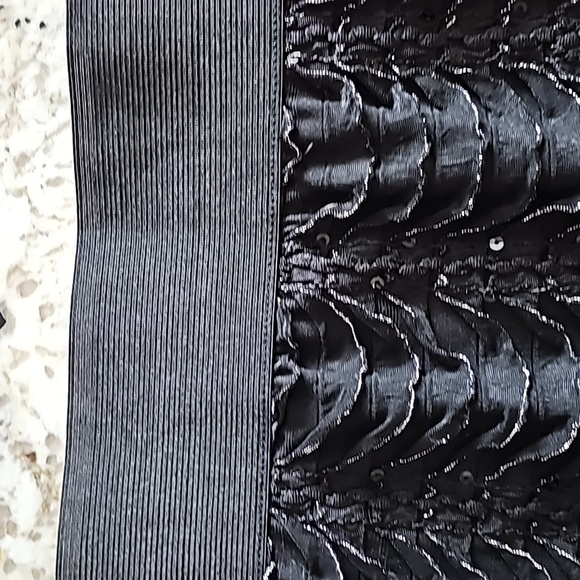 Maurices skirt - Picture 3 of 13